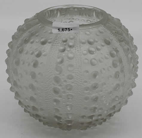 R. Lalique Oursin Vase