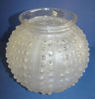 R. Lalique Oursin Vase