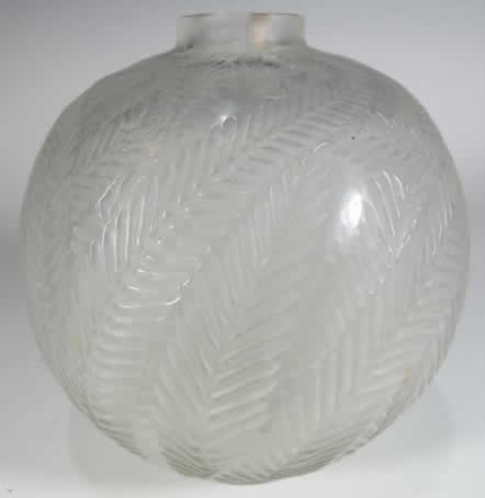 R. Lalique Palmes Vase
