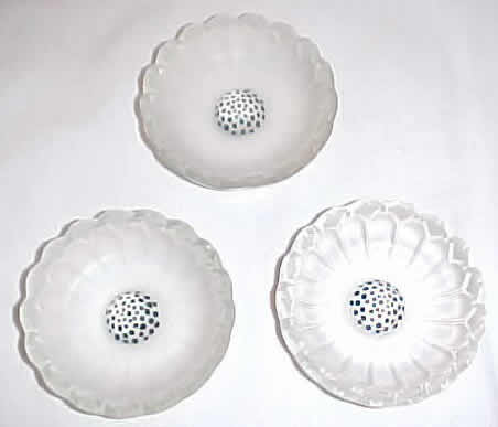 R. Lalique Paquerette Ashtray