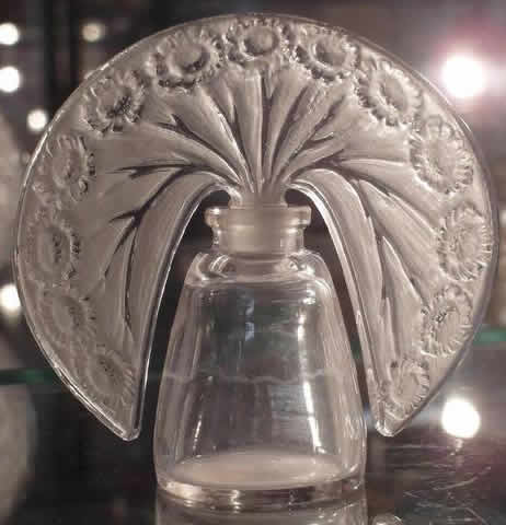 R. Lalique Paquerettes Perfume Bottle