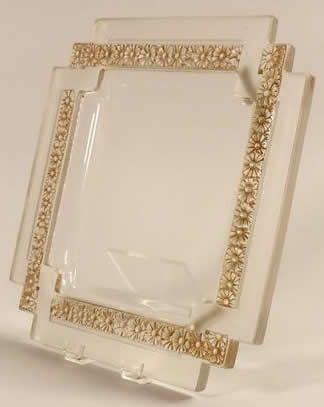 R. Lalique Paquerettes-2 Plate