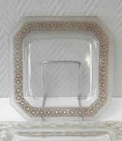 R. Lalique Paquerettes Plate