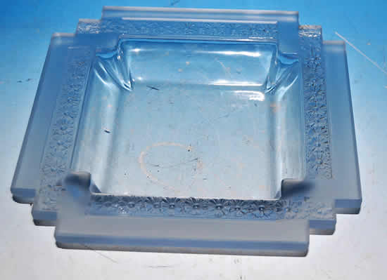 R. Lalique Paquerettes Square Bowl