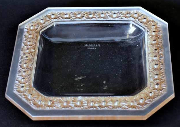 Rene Lalique Paquerettes Square Dish 