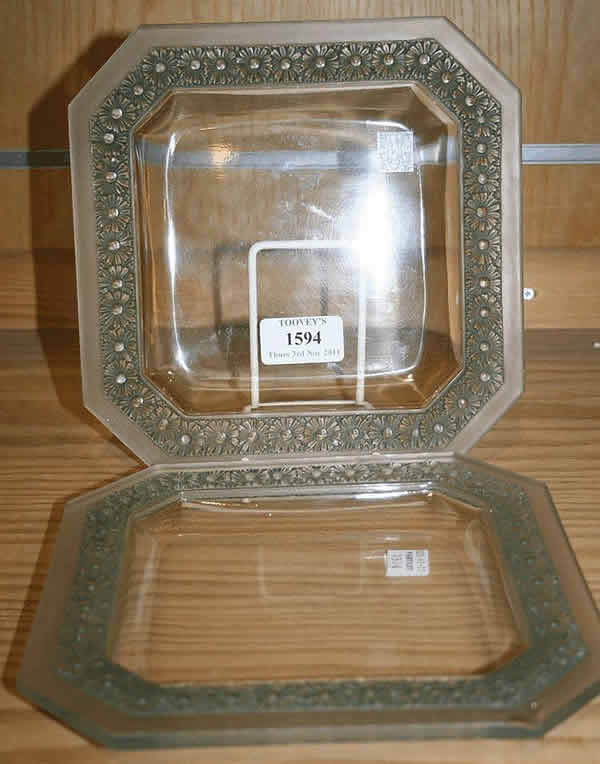 R. Lalique Paquerettes Square Plate