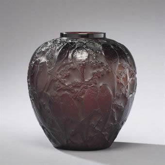 R. Lalique Perruches Vase