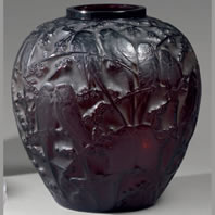 R. Lalique Perruches Vase