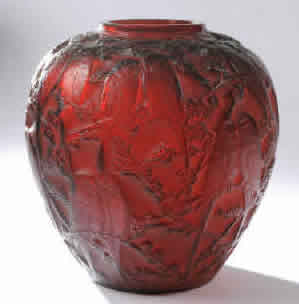 R. Lalique Perruches Vase