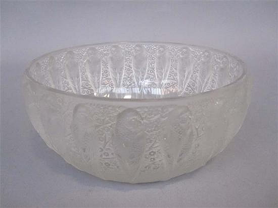 R. Lalique Perruches Bowl