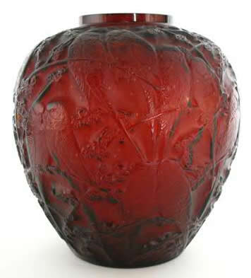 R. Lalique Perruches Vase