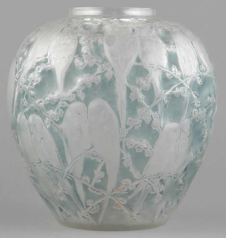 R. Lalique Perruches Vase