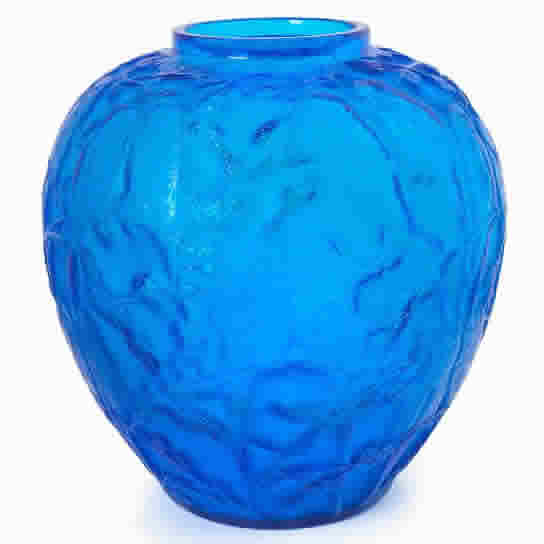 R. Lalique Perruches Vase