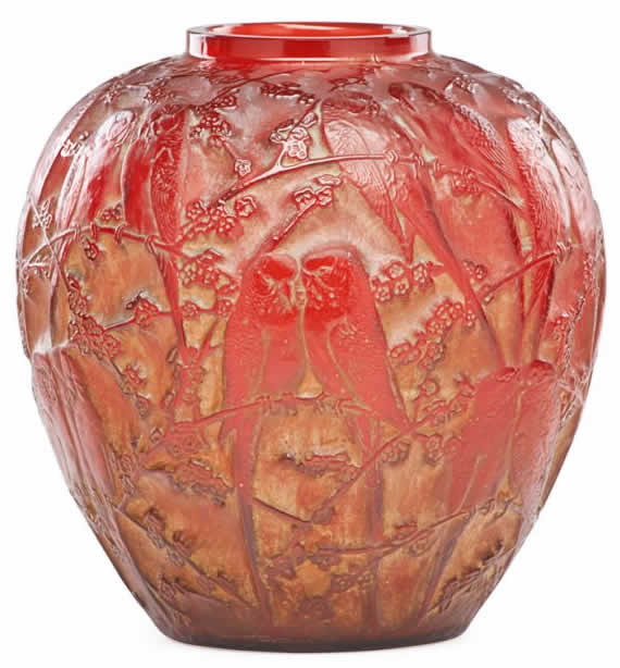 R. Lalique Perruches Vase