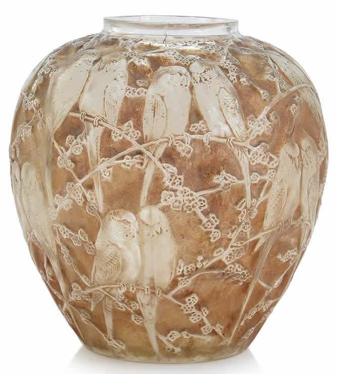 R. Lalique Perruches Vase