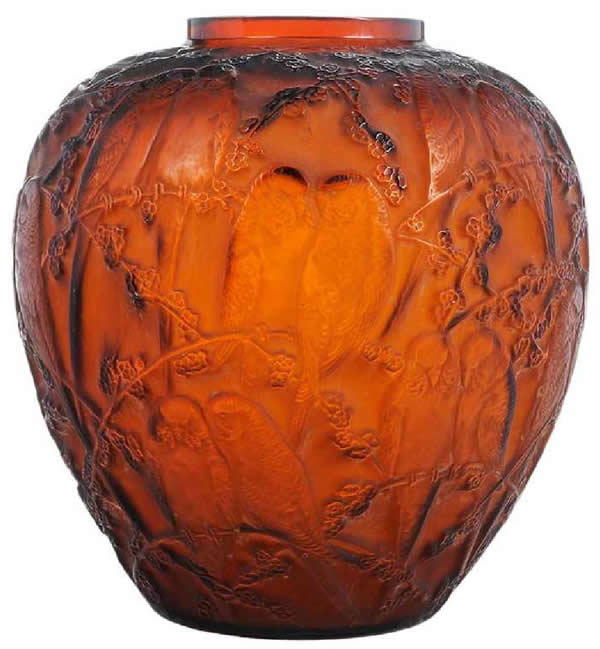 R. Lalique Perruches Vase