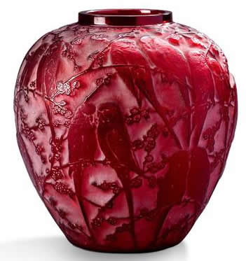 R. Lalique Perruches Vase