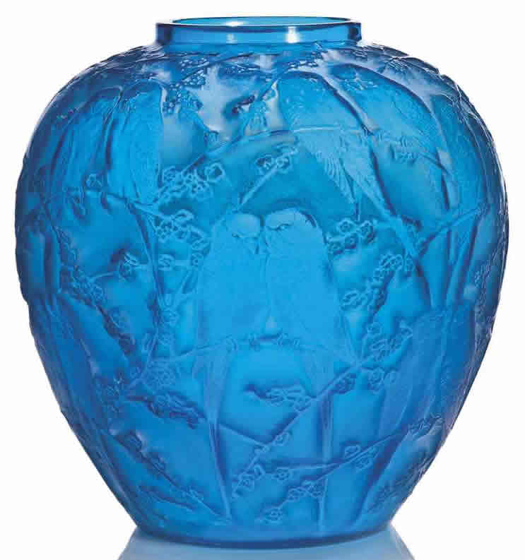 R. Lalique Perruches Vase