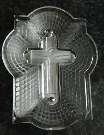 R. Lalique Petite Croix Plaque