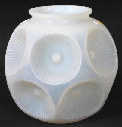 R. Lalique Picardie Vase