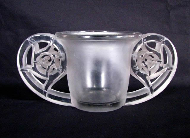 Rene Lalique Pierrefonds Vase