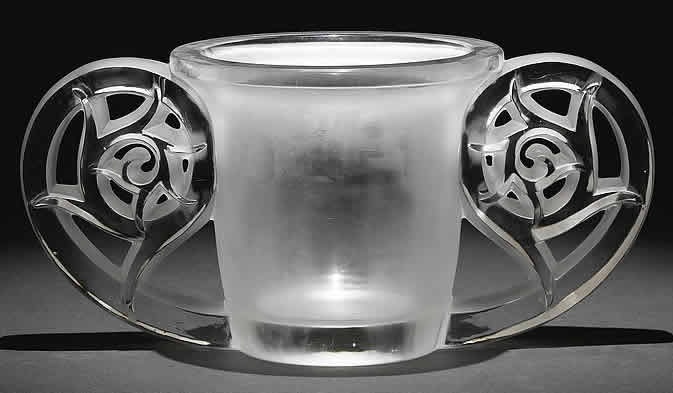 R. Lalique Pierrefonds Vase