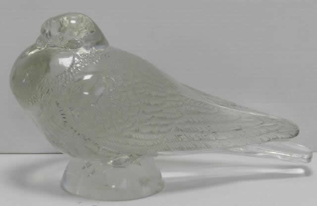 R. Lalique Pigeon Bruges Decoration