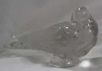 R. Lalique Pigeon Gand Decoration