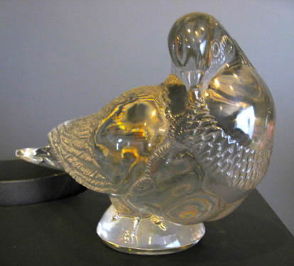 R. Lalique Pigeon Gand Decoration