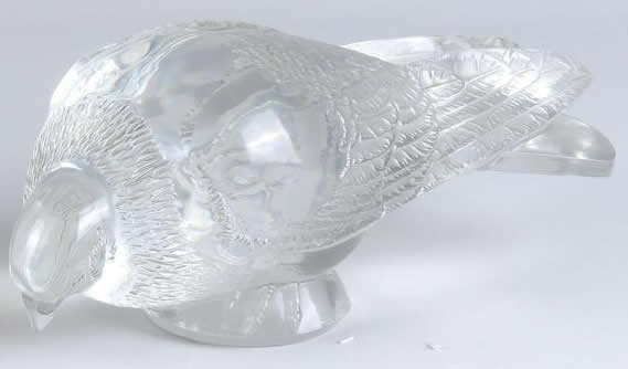 R. Lalique Pigeon Vervier Decorative Motif