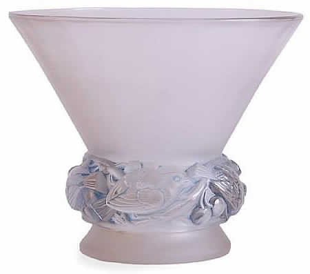 R. Lalique Pinsons Vase
