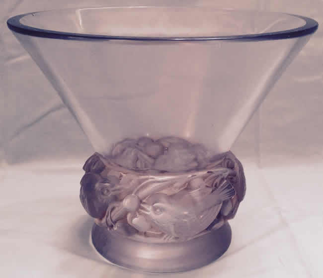 R. Lalique Pinsons Vase