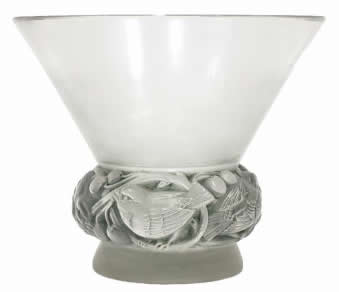 R. Lalique Pinsons Vase