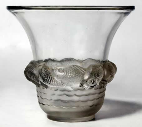 R. Lalique Piriac Vase