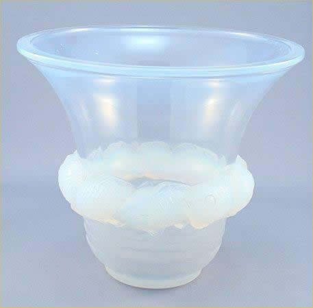Rene Lalique Piriac Vase