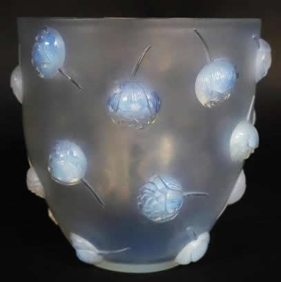 R. Lalique Pivoines Vase