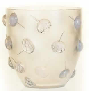 R. Lalique Pivoines Vase