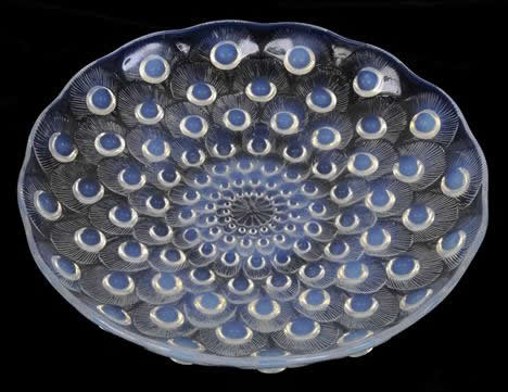 R. Lalique Plumes De Paon Plate