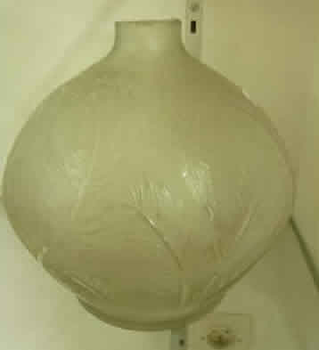 R. Lalique Plumes Vase