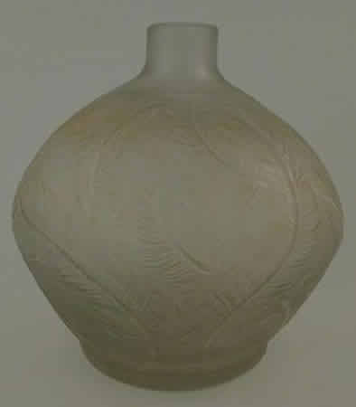 R. Lalique Plumes Vase
