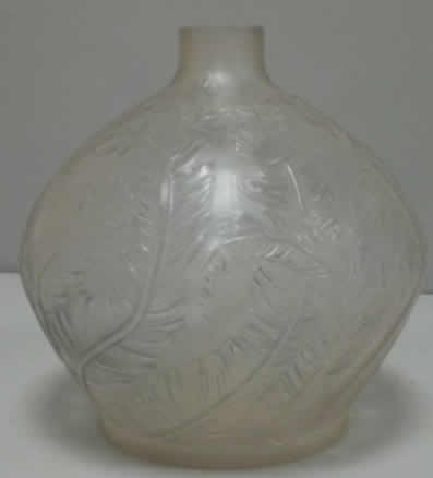 R. Lalique Plumes Vase