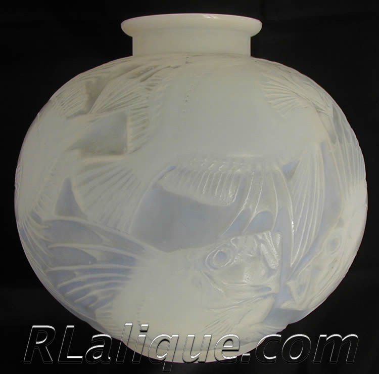R. Lalique Poissons Vase