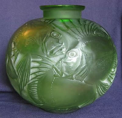 R. Lalique Poissons Vase