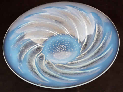 Rene Lalique Poissons Opalescent Bowl 
