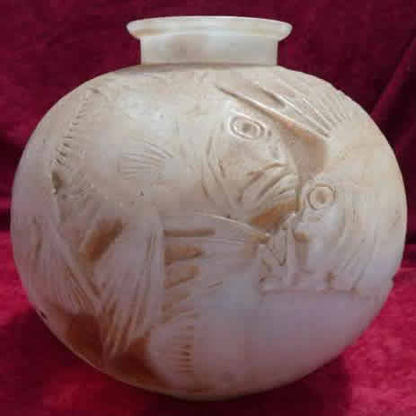 R. Lalique Poissons Vase