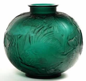 R. Lalique Poissons Vase