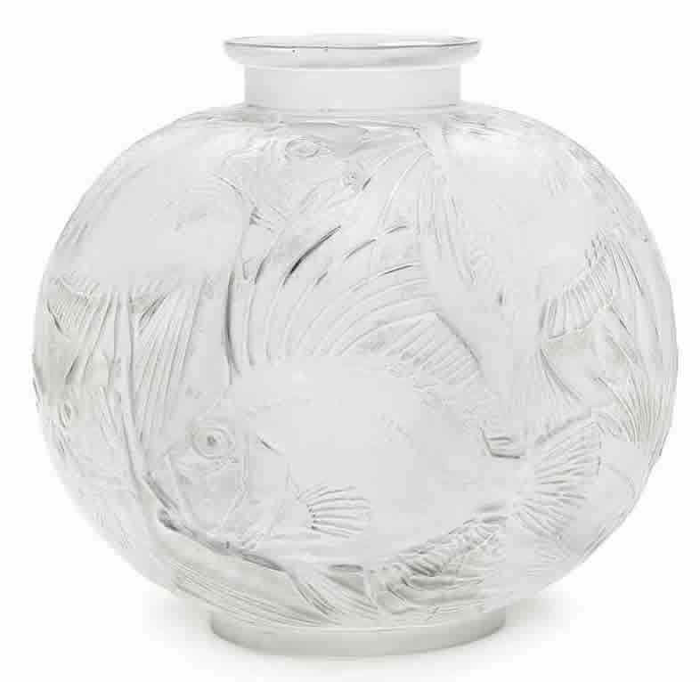 R. Lalique Poissons Vase