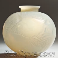 R. Lalique Poissons Vase