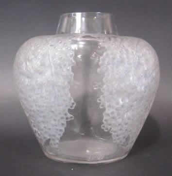 R. Lalique Poivre Vase