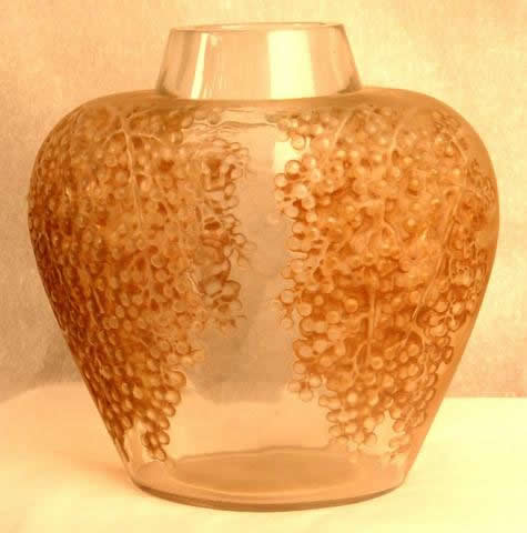 R. Lalique Poivre Vase